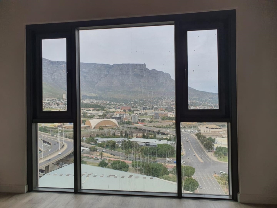 1 Bedroom Property for Sale in Foreshore Western Cape